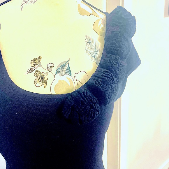 Grace Dresses -size small floral around scoop neck - Picture 2 of 4